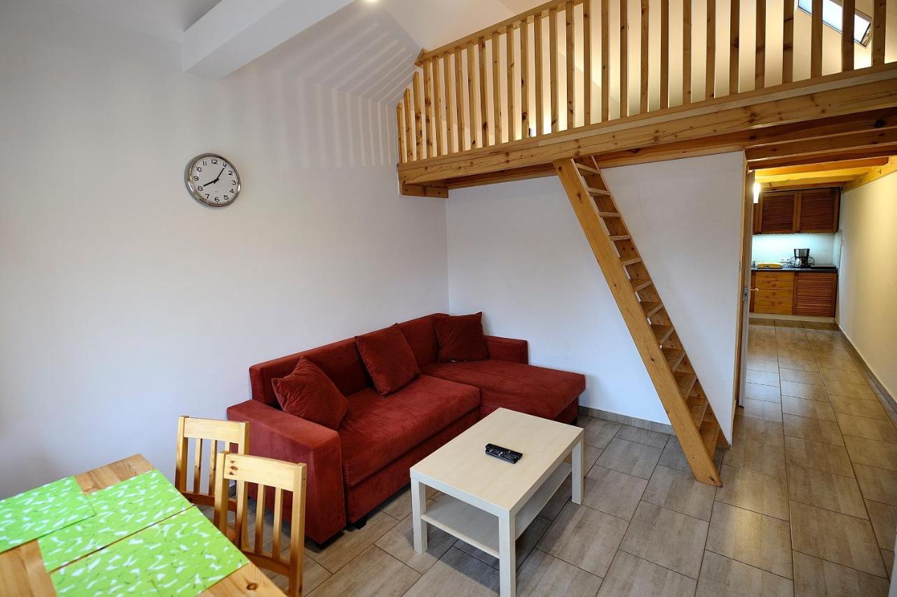 Luca Apartman Apartment Balatonlelle Exterior photo